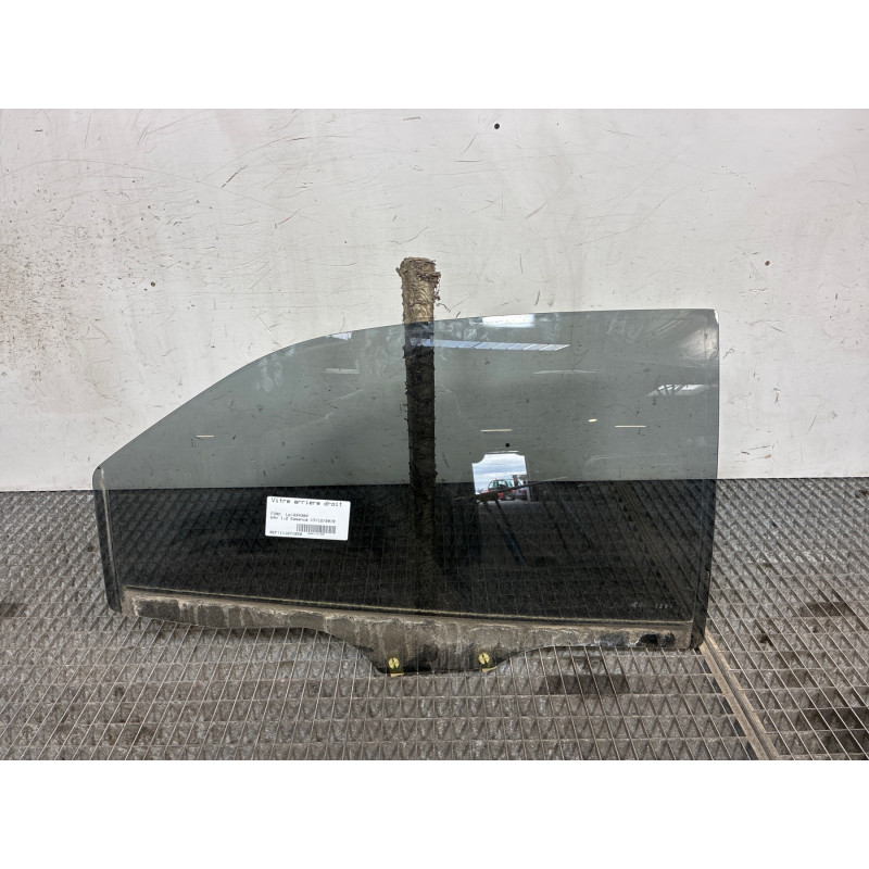 Vitre arriere droit FORD KA+ Photo n°1