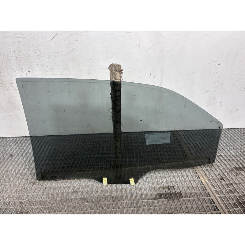 Vitre arriere droit FORD KA+ Photo n°2