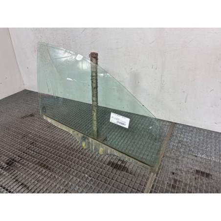 Vitre avant droit FORD KA+