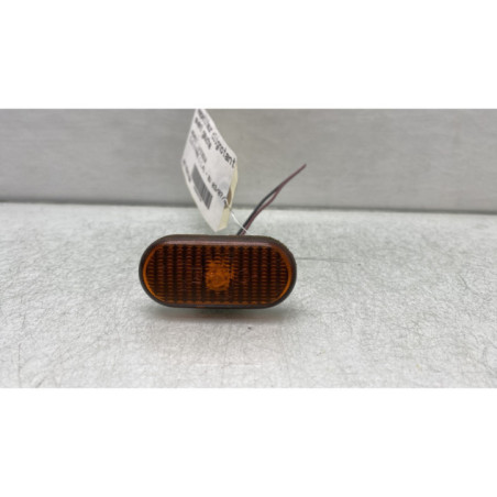 Repetiteur clignotant avant gauche (Feux) RENAULT CLIO 2 Photo n°1