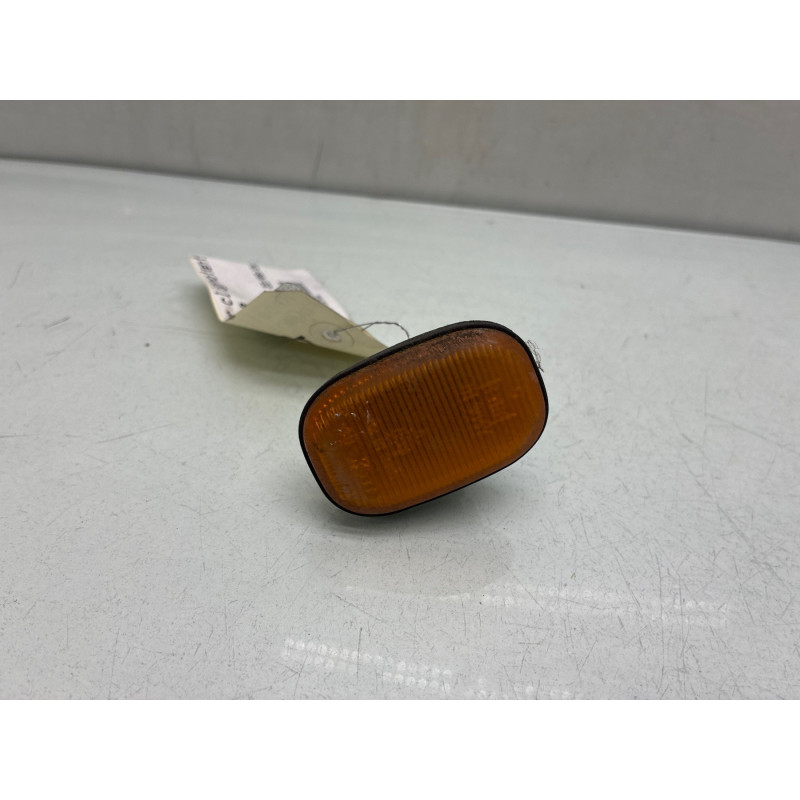 Repetiteur clignotant avant gauche (Feux) TOYOTA RAV4 2 Photo n°3