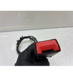 Attache ceinture avant gauche FIAT 500 2