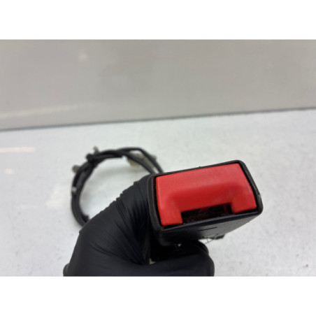 Attache ceinture avant gauche FIAT 500 2
