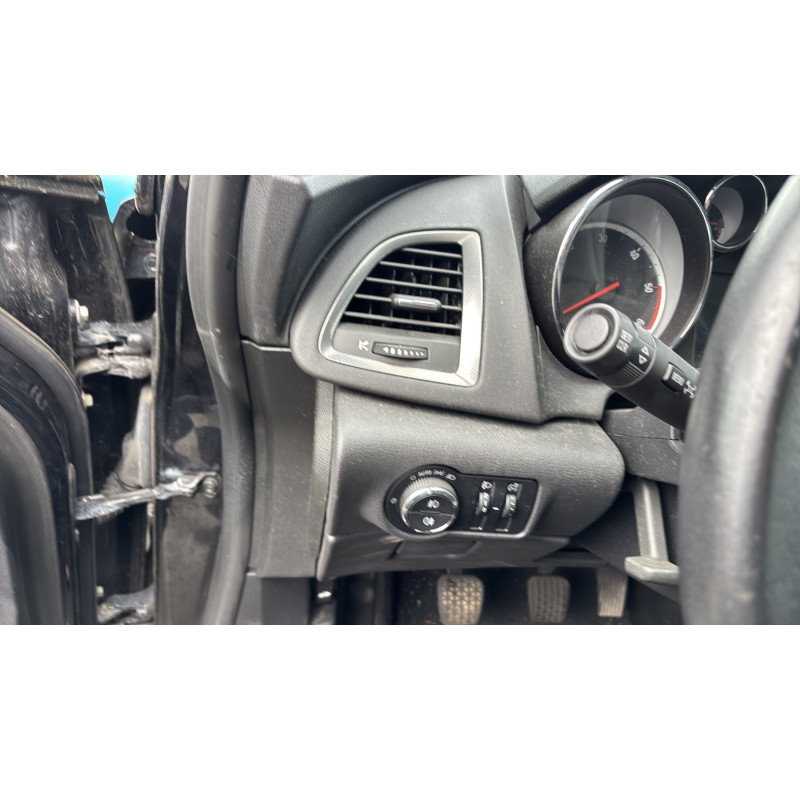 Interrupteur de leve vitre avant gauche OPEL ASTRA J Photo n°20
