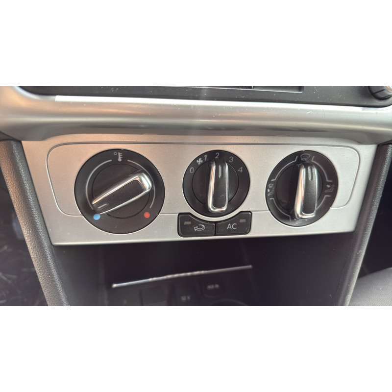 Actionneur verrou trappe d'essence VOLKSWAGEN POLO 5 Photo n°20