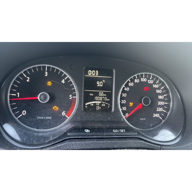 Actionneur verrou trappe d'essence VOLKSWAGEN POLO 5 Photo n°20
