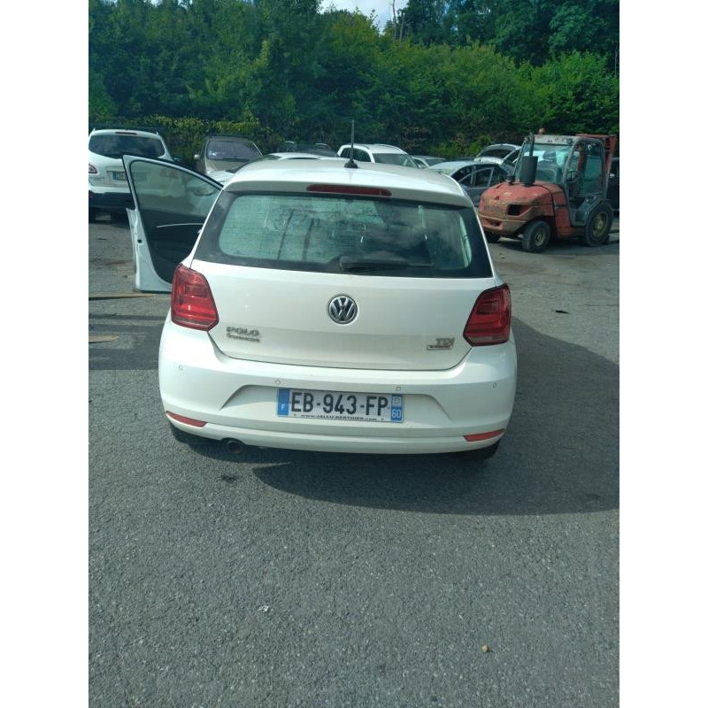 Actionneur verrou trappe d'essence VOLKSWAGEN POLO 5 Photo n°9