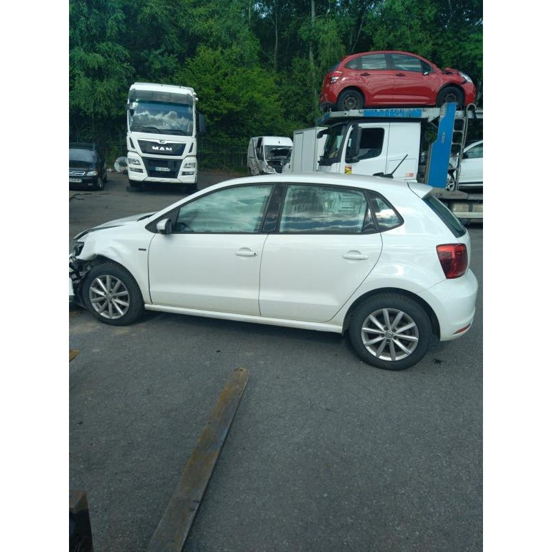 Actionneur verrou trappe d'essence VOLKSWAGEN POLO 5 Photo n°11