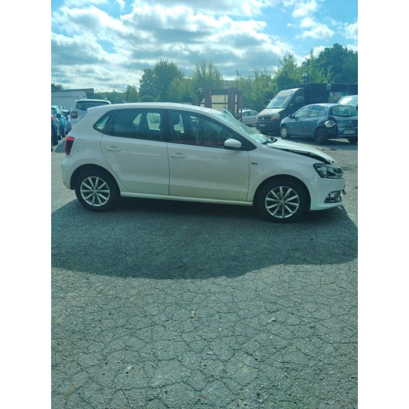 Actionneur verrou trappe d'essence VOLKSWAGEN POLO 5 Photo n°13