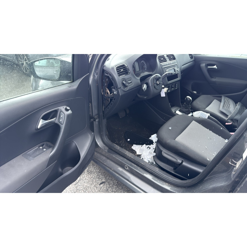 Actionneur verrou trappe d'essence VOLKSWAGEN POLO 5 Photo n°14