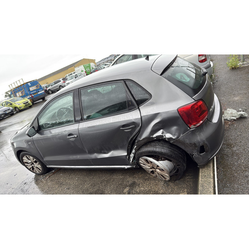 Actionneur verrou trappe d'essence VOLKSWAGEN POLO 5 Photo n°9