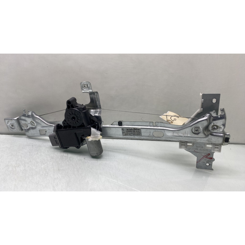 Leve vitre electrique arriere droit PEUGEOT 5008 1 Photo n°4