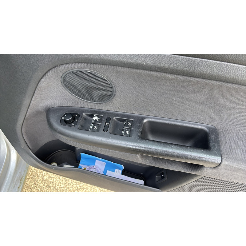 Moteur essuie glace avant droit VOLKSWAGEN GOLF PLUS Photo n°19