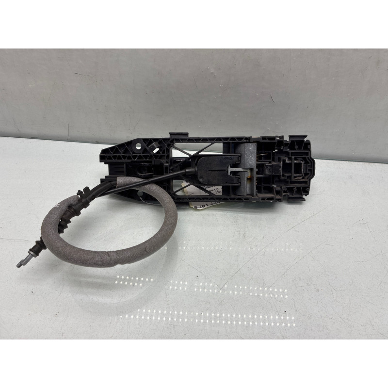 Poignee porte arriere droit VOLKSWAGEN POLO 5 Photo n°3