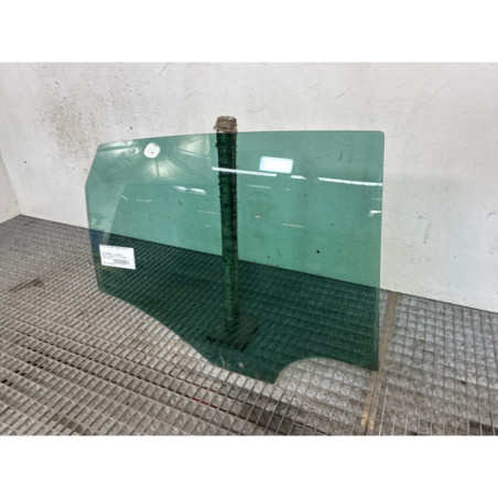 Vitre arriere droit VOLKSWAGEN POLO 5