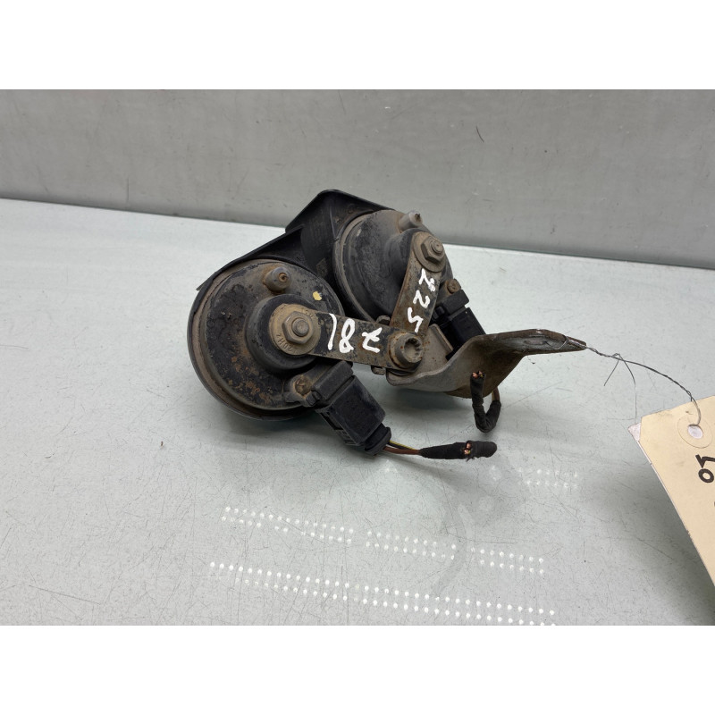 Avertisseur/Klaxon VOLKSWAGEN POLO 5 Photo n°4
