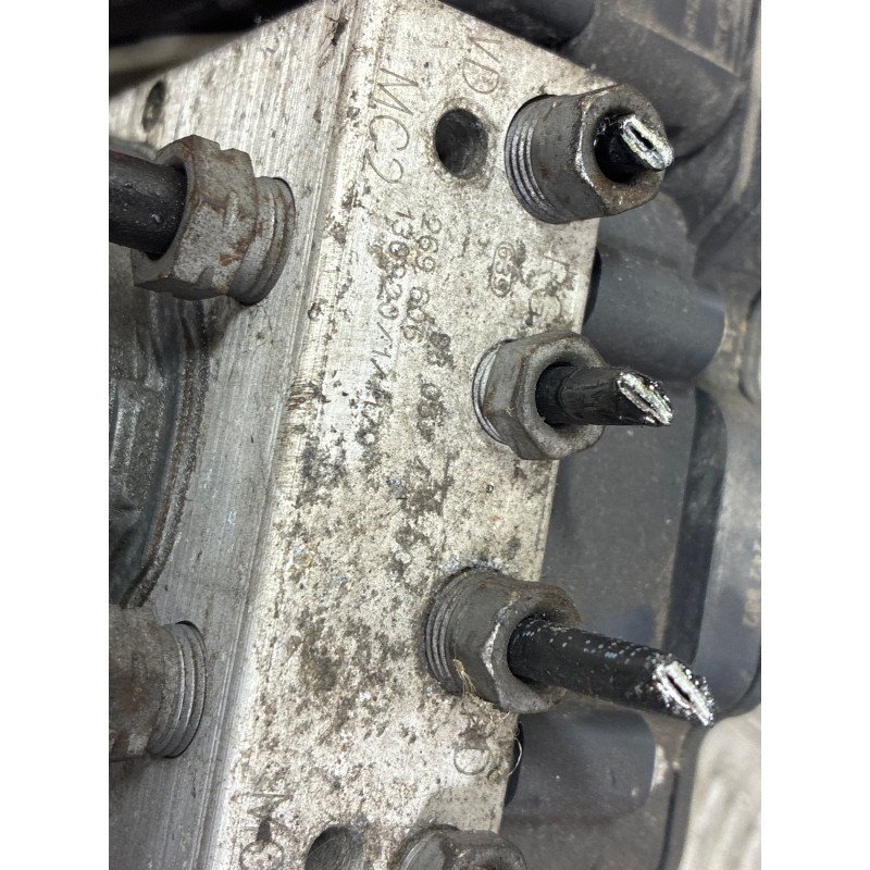 Bloc ABS (freins anti-blocage) CITROEN C4 GRAND PICASSO 2 Photo n°5