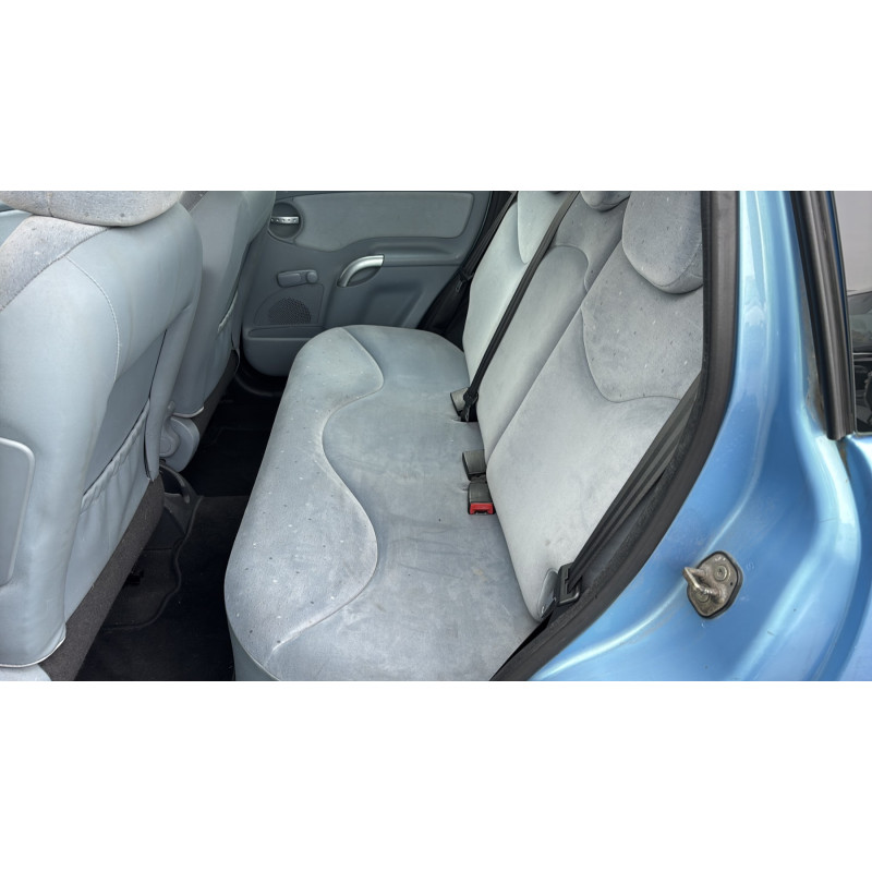 Pare boue avant droit CITROEN C3 1 Photo n°15