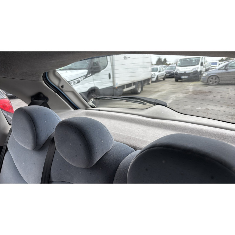 Pare boue avant droit CITROEN C3 1 Photo n°16