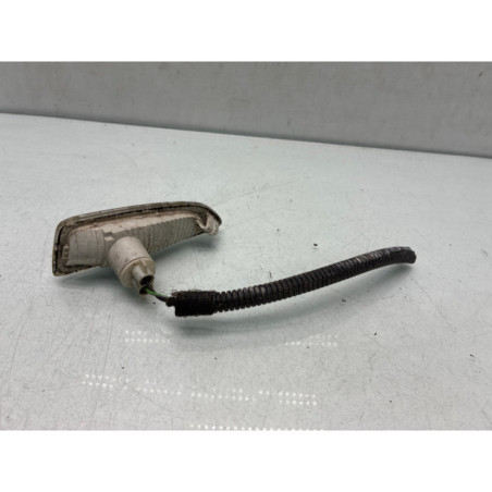 Repetiteur clignotant avant droit  (Feux) OPEL ASTRA J Photo n°1