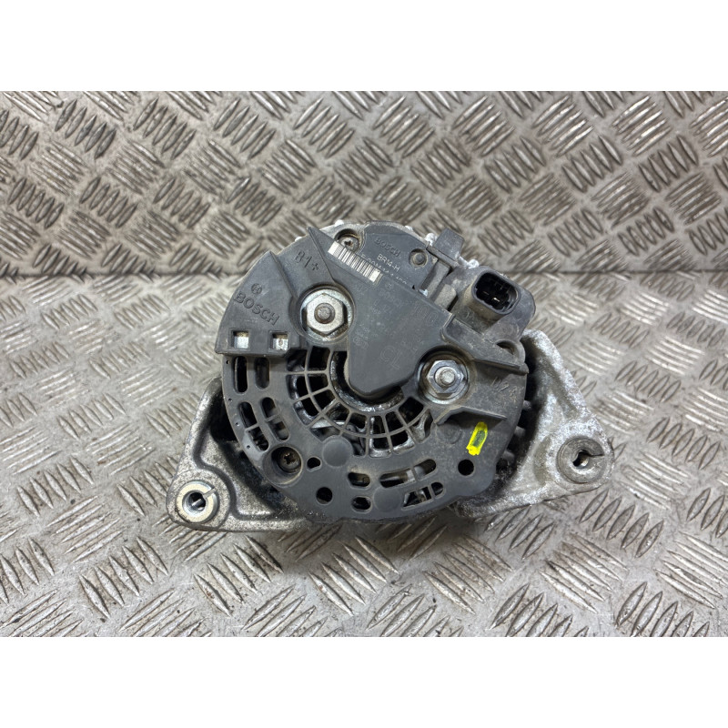 Alternateur OPEL MERIVA B Photo n°3