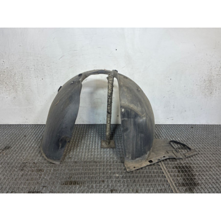 Pare boue avant gauche PEUGEOT 207