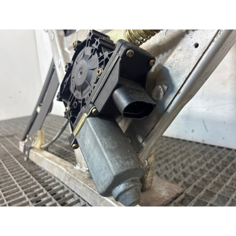 Leve vitre electrique avant droit AUDI TT 1 Photo n°4