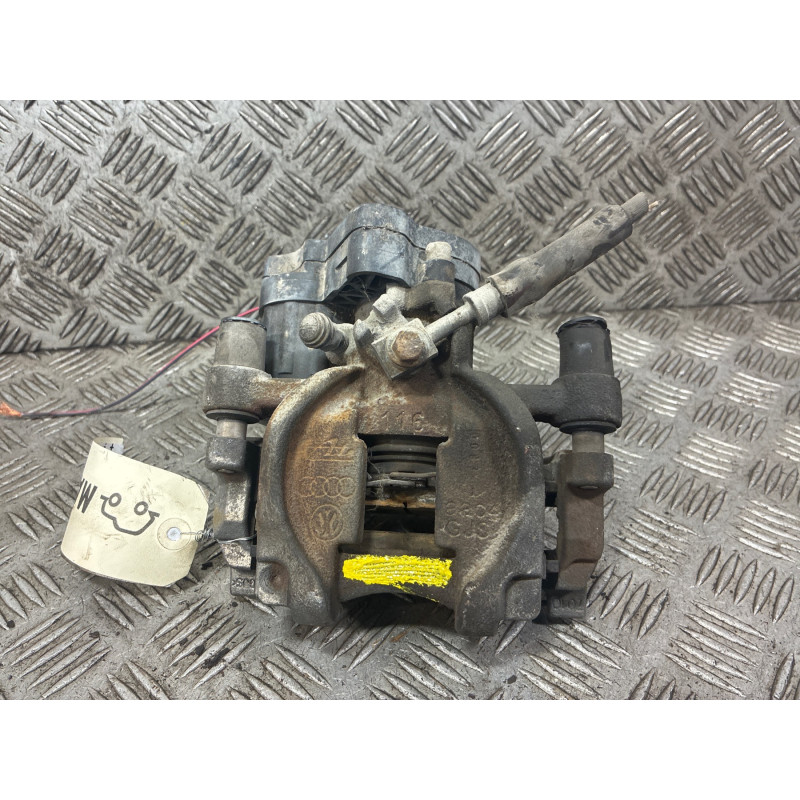 Etrier arriere droit (freinage) VOLKSWAGEN GOLF 7 Photo n°4