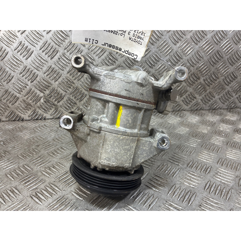 Compresseur clim TOYOTA YARIS 3 Photo n°4