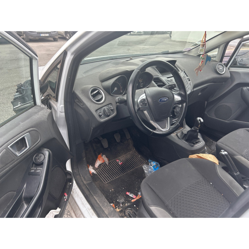 Antenne FORD FIESTA 6 Photo n°14