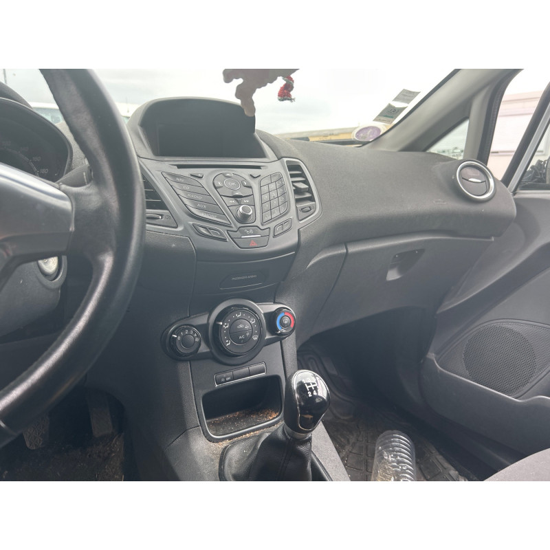 Serrure avant gauche FORD FIESTA 6 Photo n°20