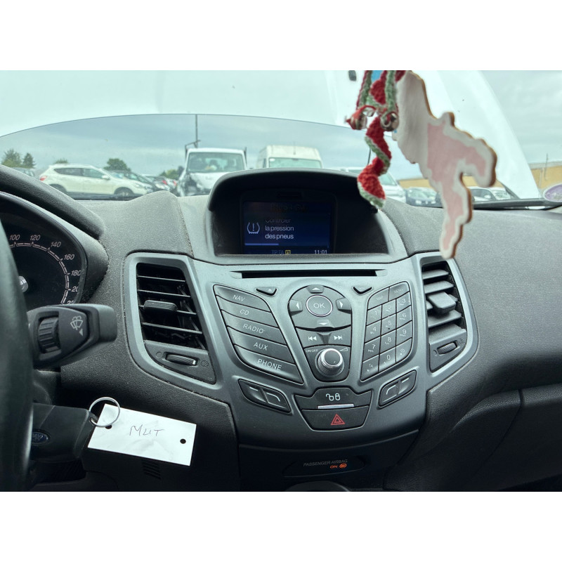 Catadioptre arriere droit FORD FIESTA 6 Photo n°4