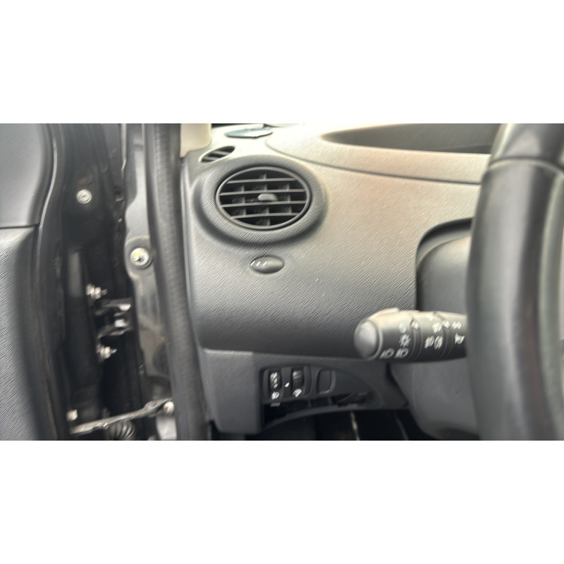 Aile avant droit RENAULT TWINGO 2 Photo n°19