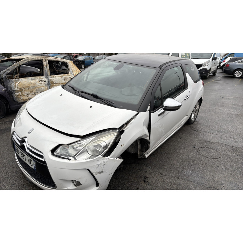 Anti brouillard droit (feux) CITROEN DS3 Photo n°15