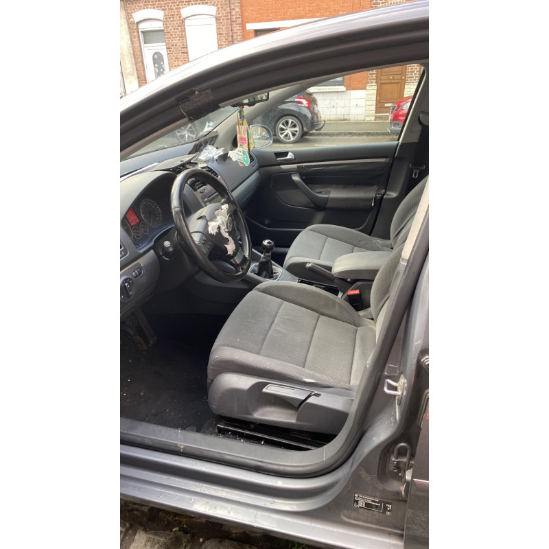 Actionneur verrou trappe d'essence VOLKSWAGEN GOLF 5 Photo n°11