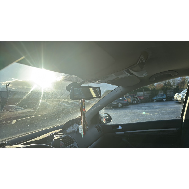Actionneur verrou trappe d'essence VOLKSWAGEN GOLF 5 Photo n°17