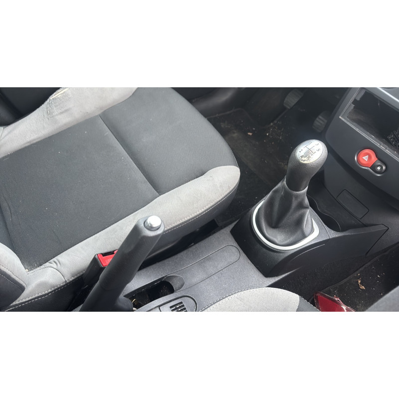 Interrupteur de leve vitre avant droit RENAULT CLIO 3 Photo n°16