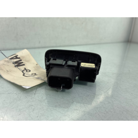 Interrupteur de leve vitre avant droit FORD KA+
