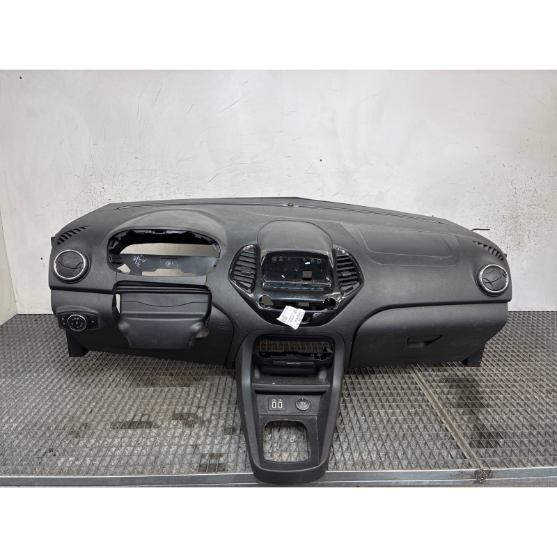 Planche de bord complete FORD KA+ Photo n°1