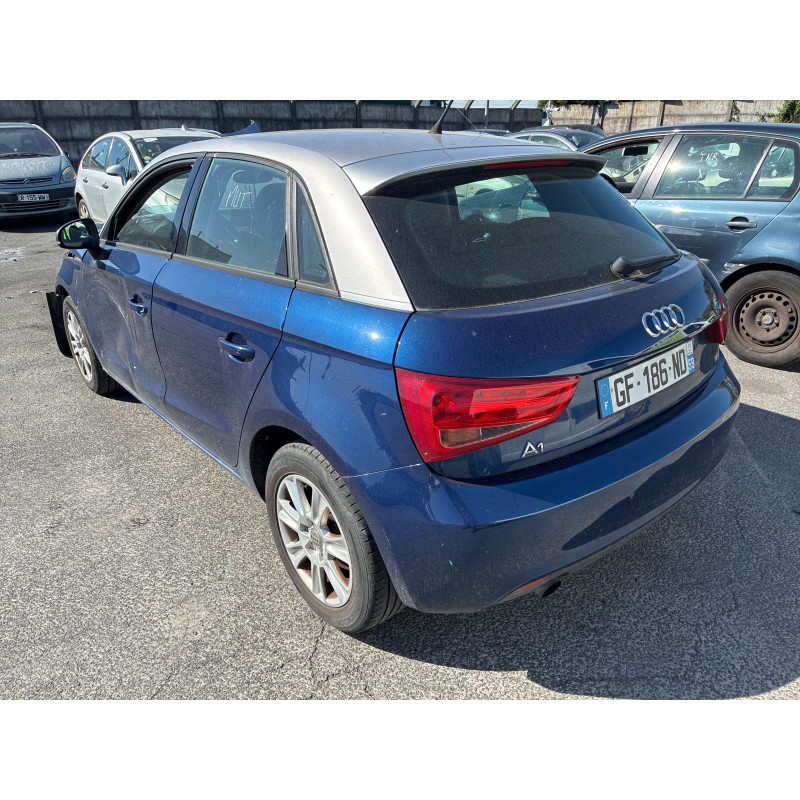 AUDI A1 1 SPORTBACK PHASE 1 1.6 TDI - 16V TURBO Photo n°4