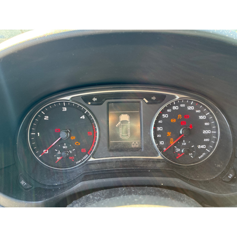 AUDI A1 1 SPORTBACK PHASE 1 1.6 TDI - 16V TURBO Photo n°16
