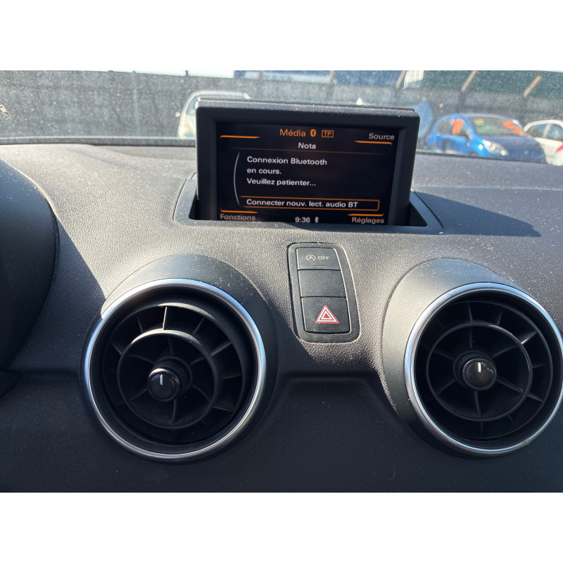 AUDI A1 1 SPORTBACK PHASE 1 1.6 TDI - 16V TURBO Photo n°18