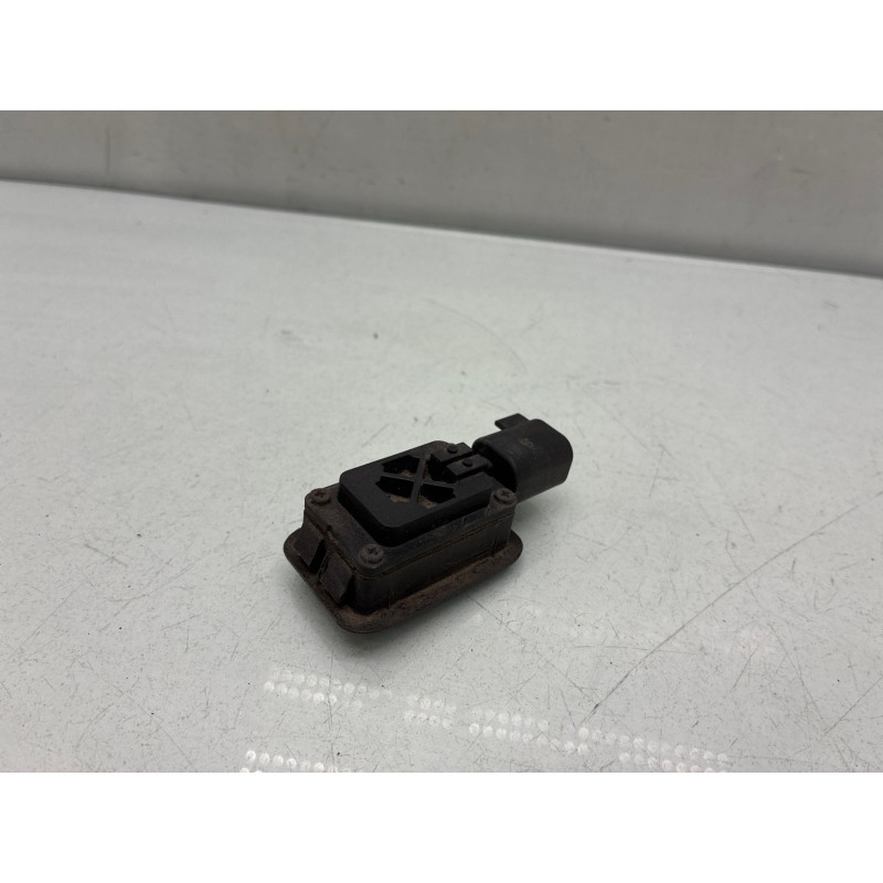 Bouton de coffre LAND ROVER RANGE ROVER 1 EVOQUE Photo n°4