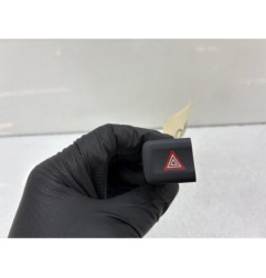 Bouton de warning TOYOTA PROACE 3 CITY