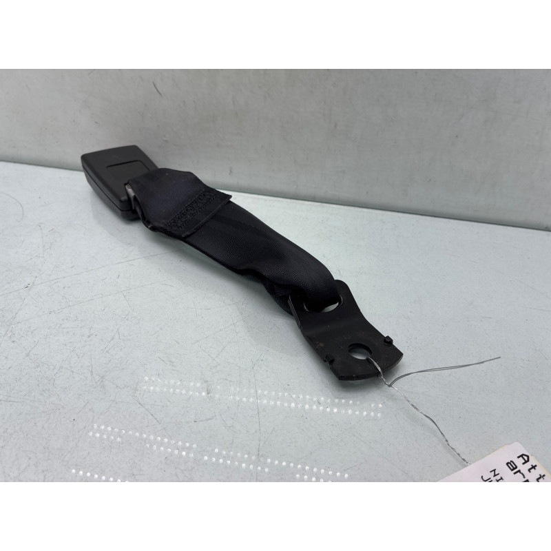Attache ceinture arriere droit NISSAN JUKE 1 Photo n°1