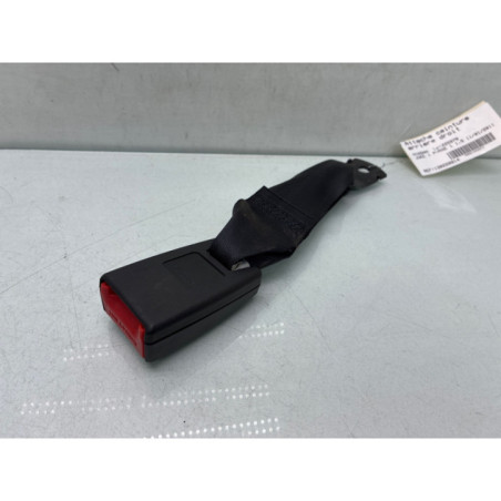 Attache ceinture arriere droit NISSAN JUKE 1