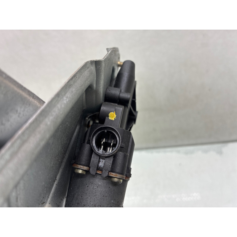 Leve vitre electrique avant gauche RENAULT TWINGO 1 Photo n°4