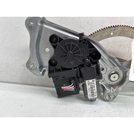 Leve vitre electrique avant droit RENAULT SCENIC 3