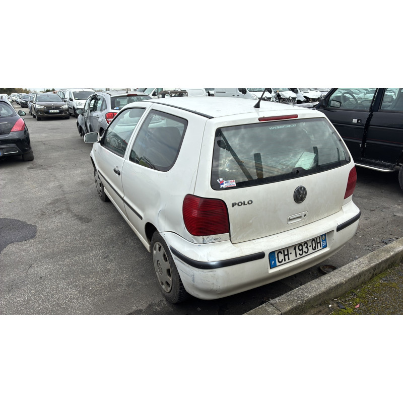 Leve vitre electrique avant gauche VOLKSWAGEN POLO 3 Photo n°9
