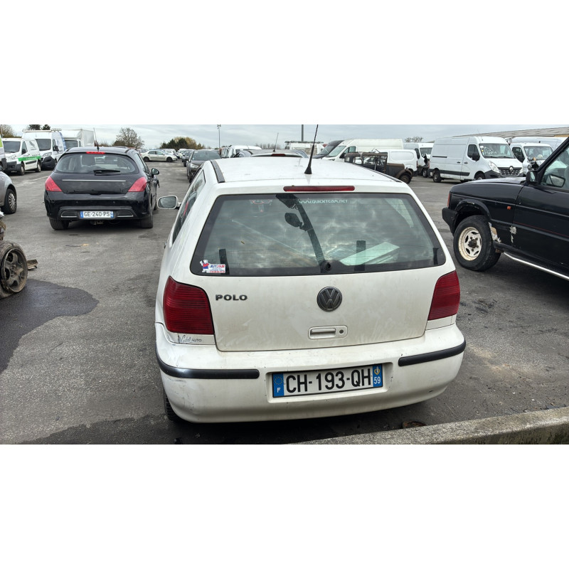 Leve vitre electrique avant gauche VOLKSWAGEN POLO 3 Photo n°10